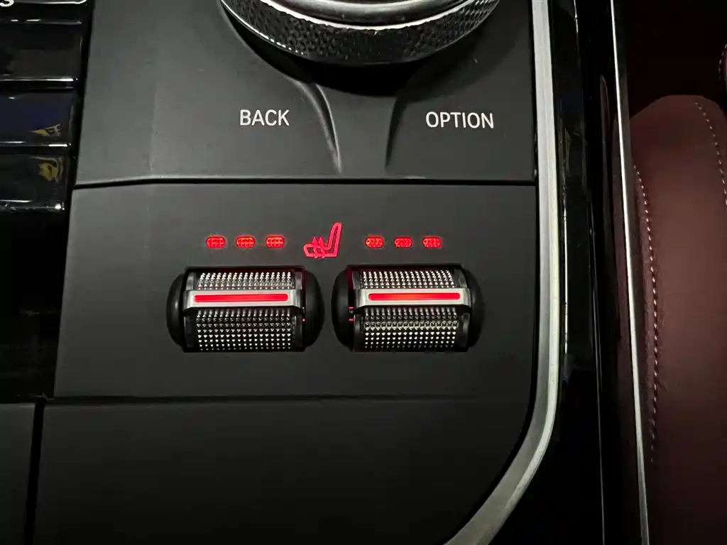 BMW 3 Series 2023 320Li M Sport Package фото 16