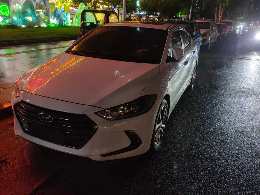 Hyundai Elantra 2016 Model 1.6L Automatic Smart Elite