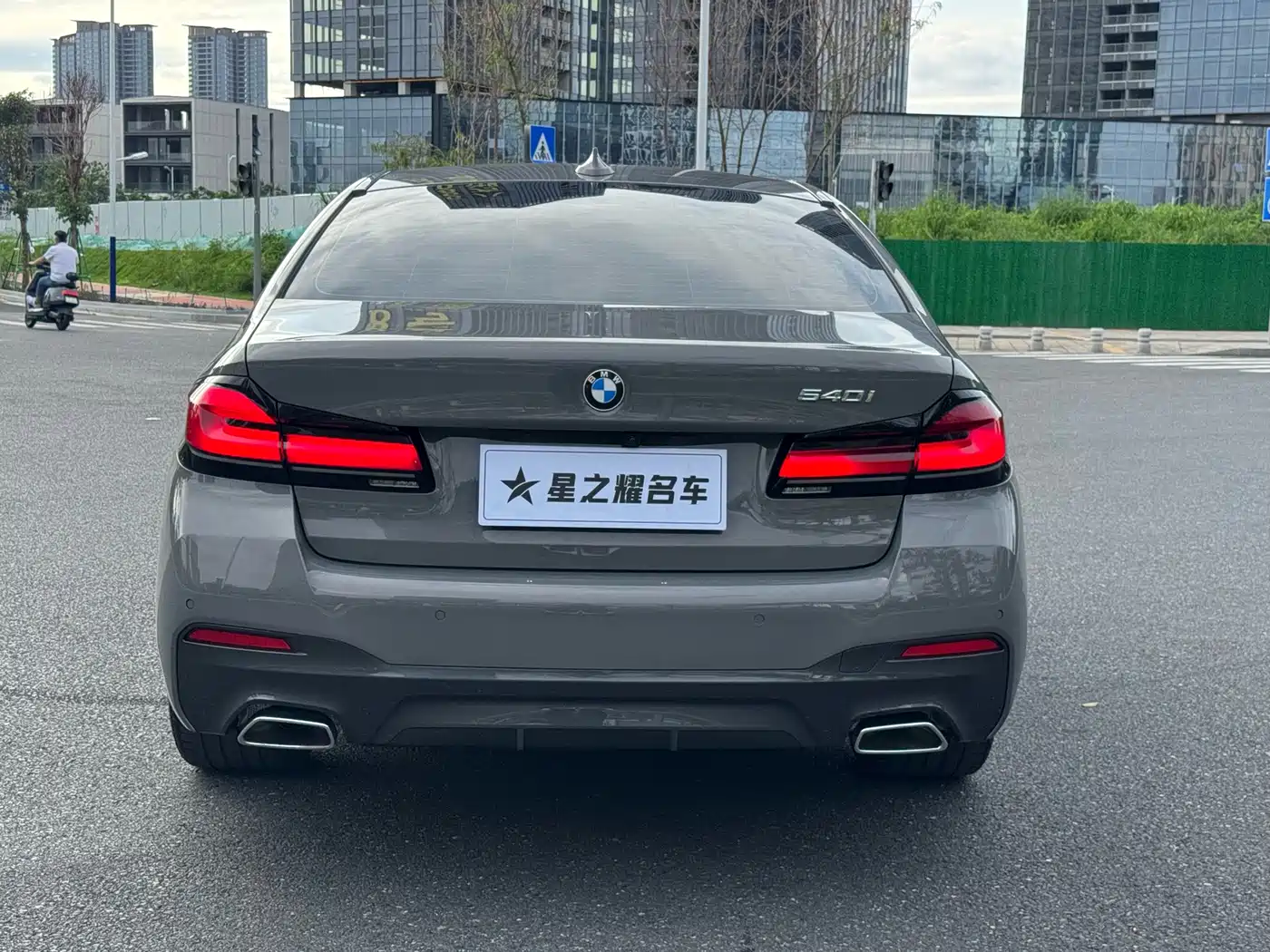 BMW 5 Series (Import) 2022 Facelift 540i Style Edition M Sport Package фото 4