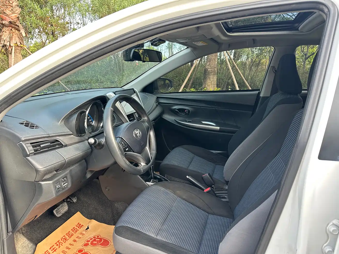 Toyota Vios FS 2017 1.5L CVT Trend Edition фото 8