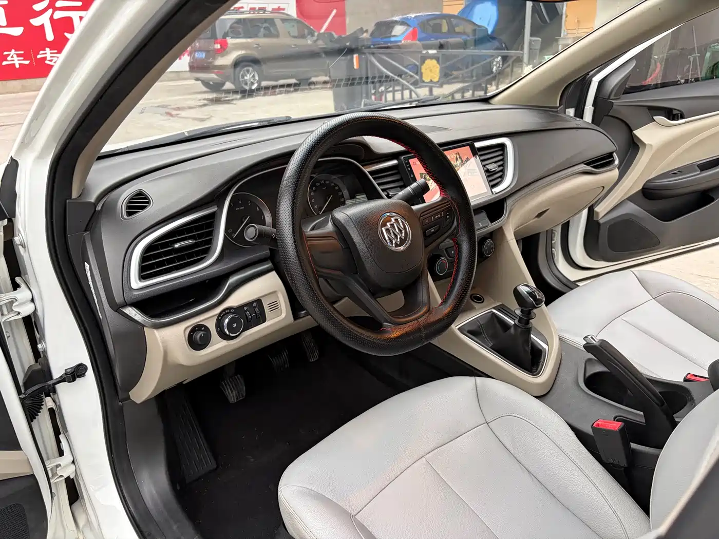 Buick Excelle 2018 15T Manual Progressive (China V) фото 4