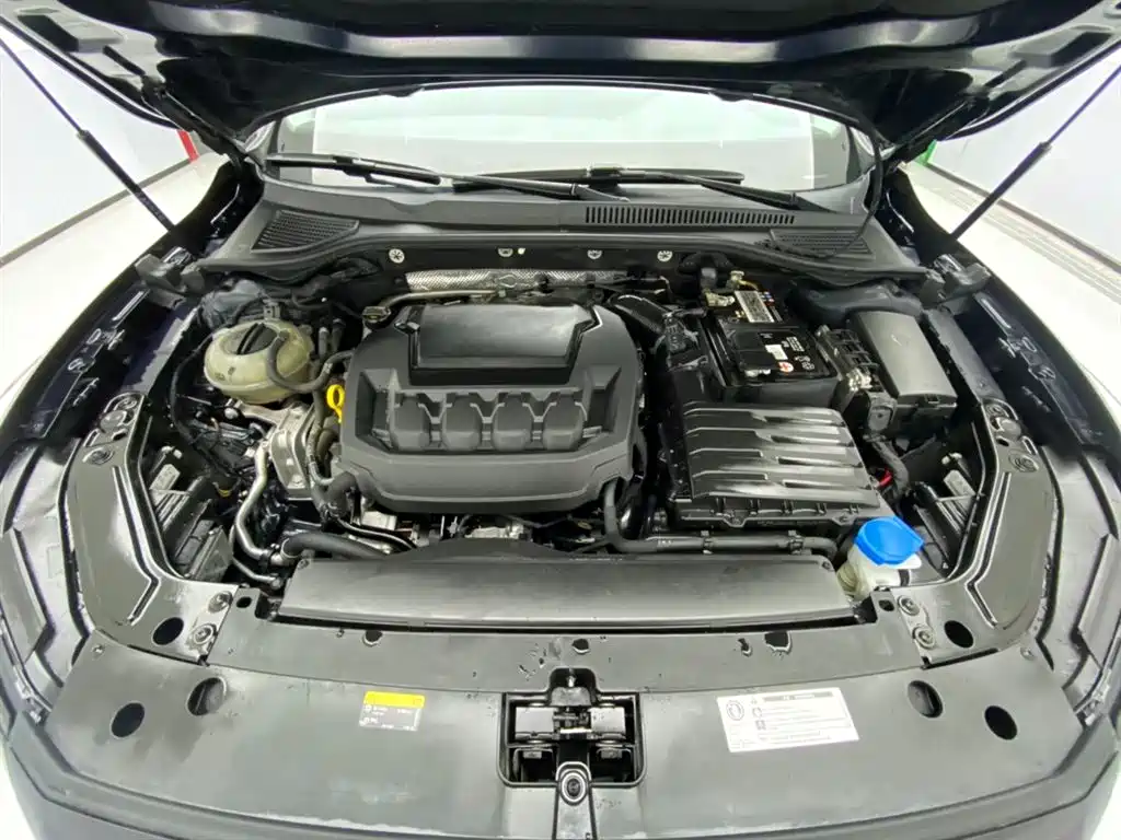 Volkswagen Passat 2023 Facelift 330TSI Starlight Elite Edition фото 12