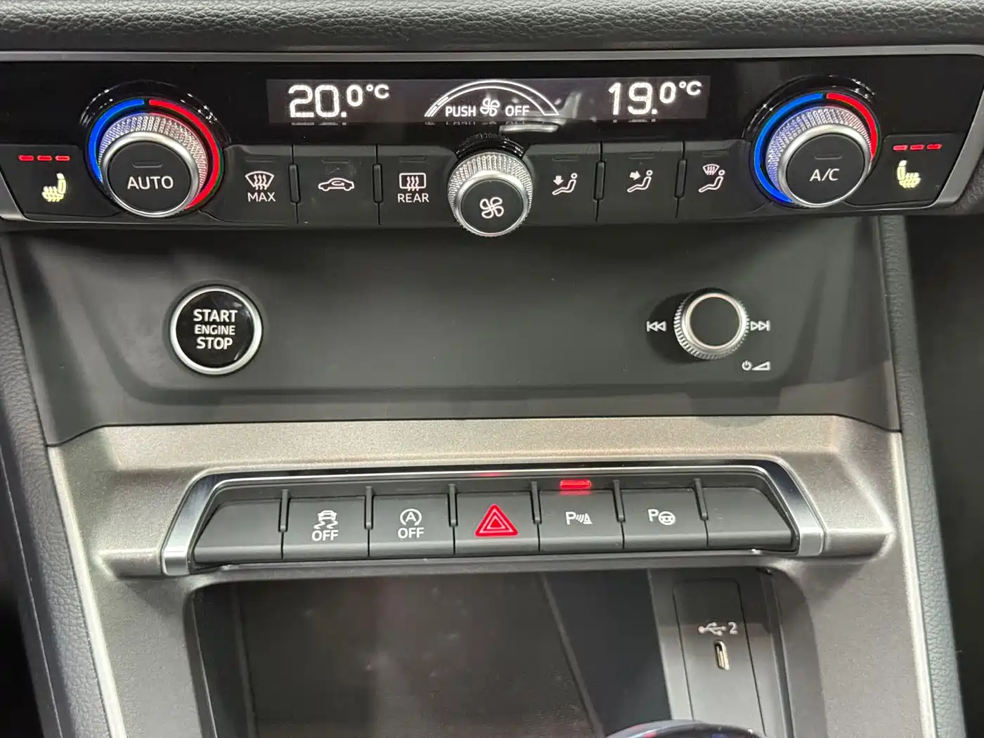 Audi Q3 2021 35 TFSI Fashion Sport фото 9