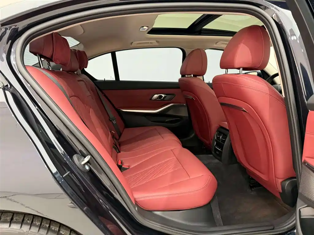 BMW 3 Series 2025 325Li M Sport Package фото 20