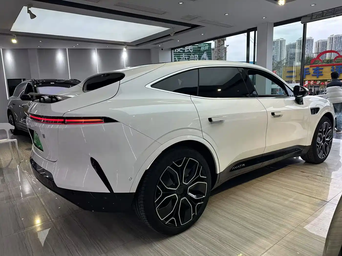 AVATR AVITA 11