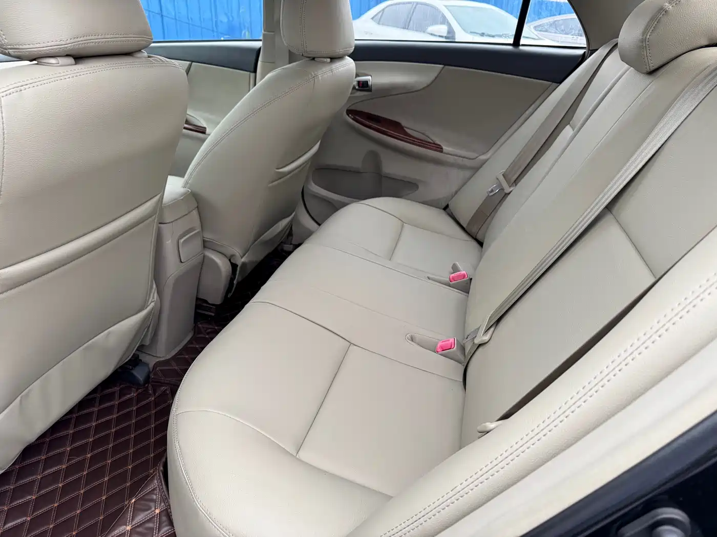 Toyota Corolla 2012 Styling Edition 1.6L Automatic GL фото 8