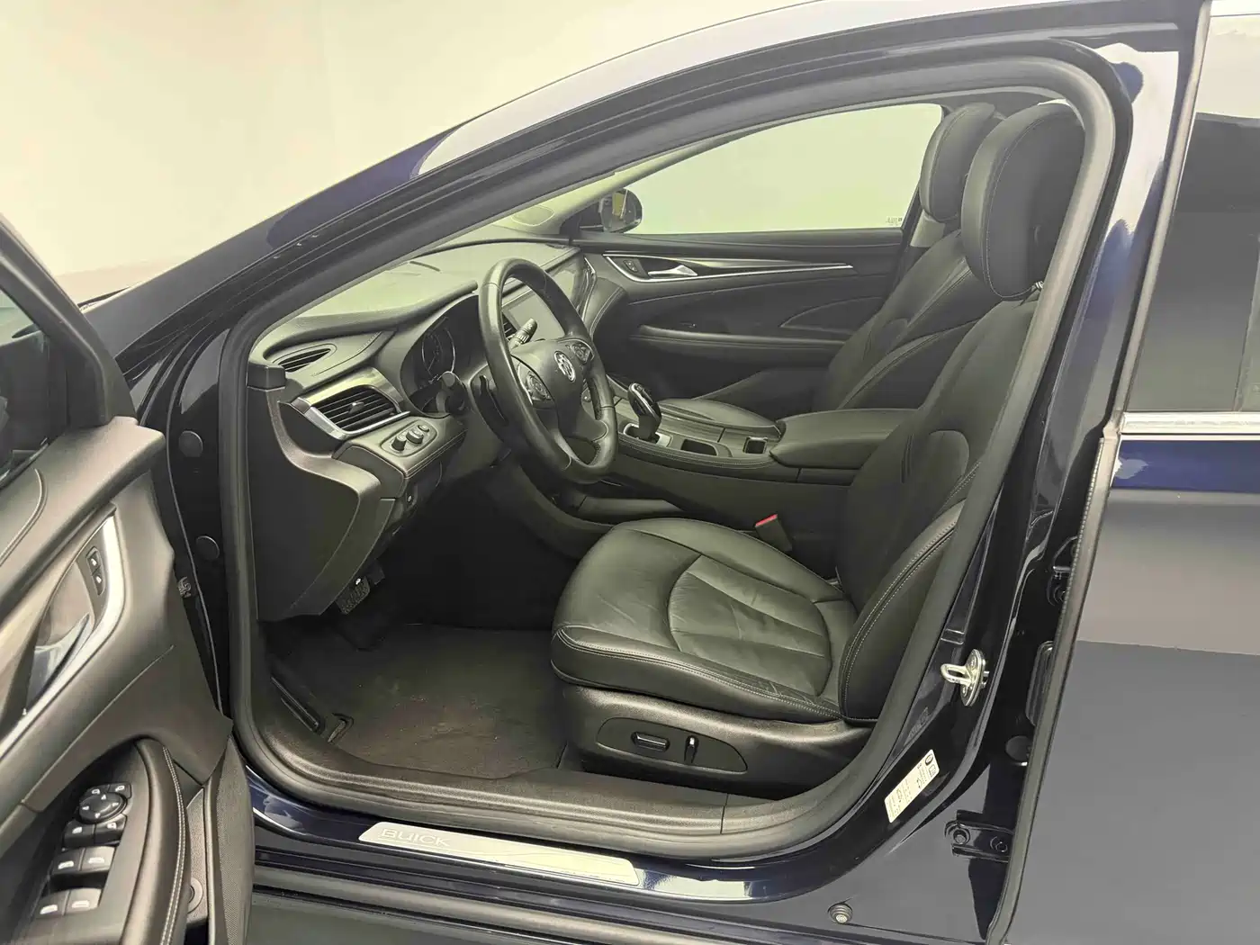 Buick LaCrosse 2019 28T Luxury Edition фото 12