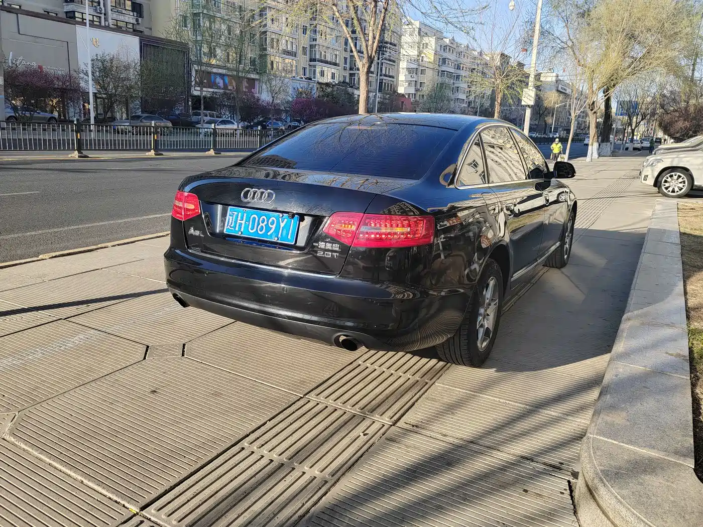 Audi A6L 2010 2.0 TFSI Manual Standard фото 6