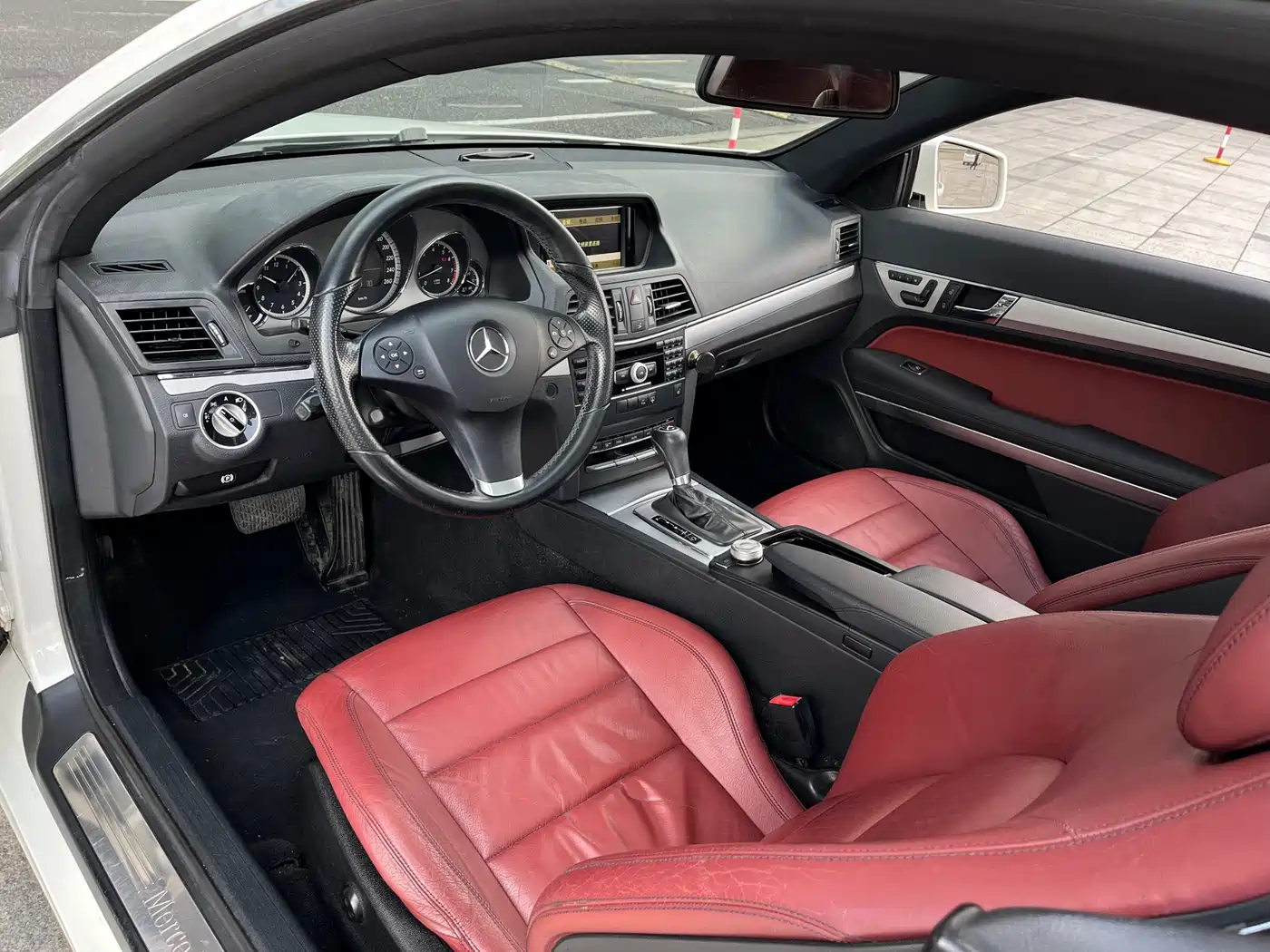 Mercedes-Benz E-Class (Import) 2010 E 260 CGI Coupe фото 13