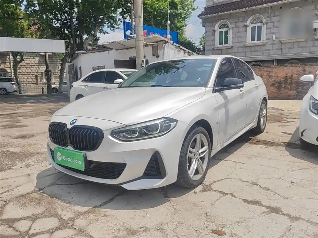 BMW 1 Series 2021 120i M Sport Shadow Edition