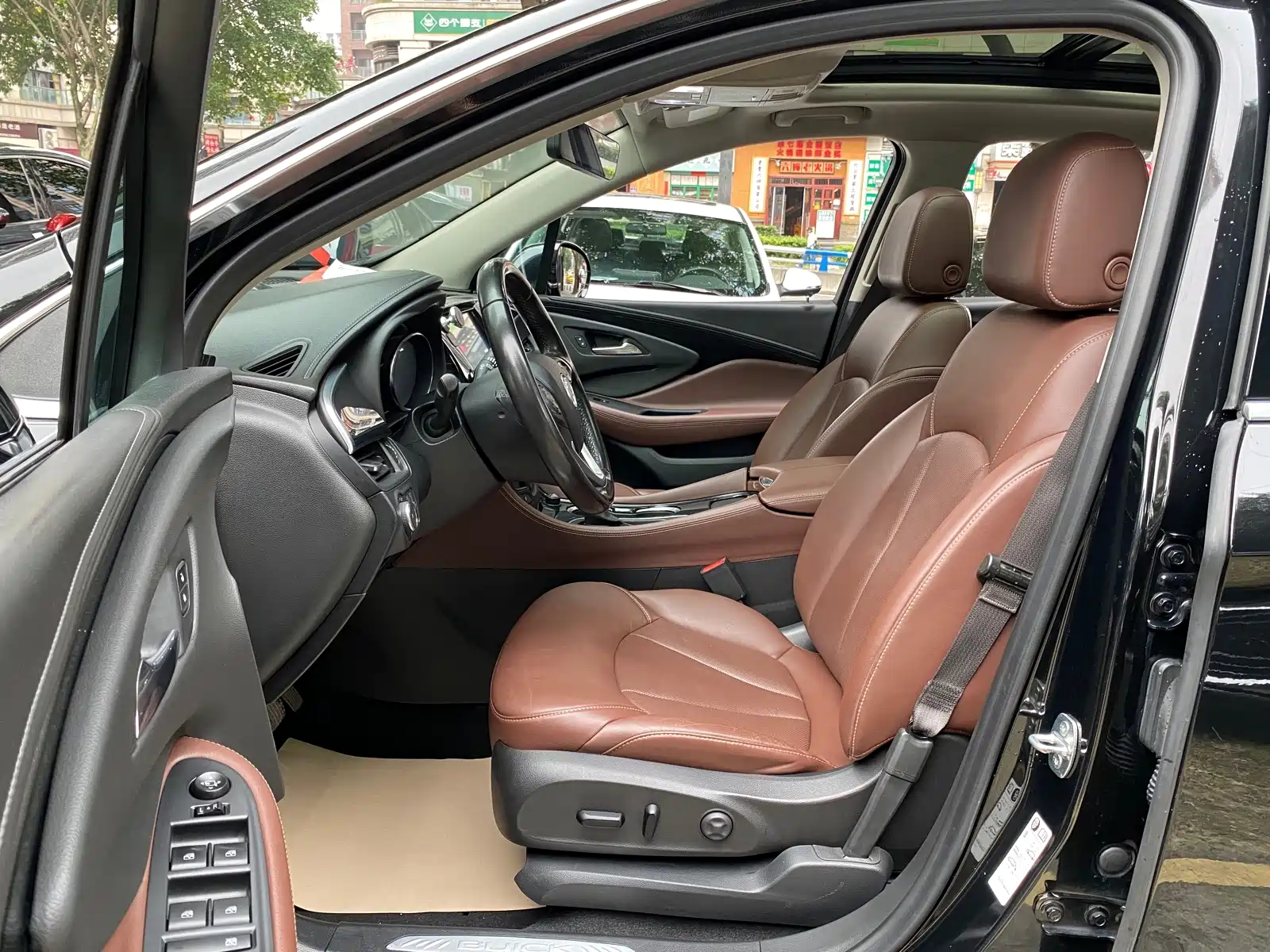 Photo 9 - Buick Envision Plus