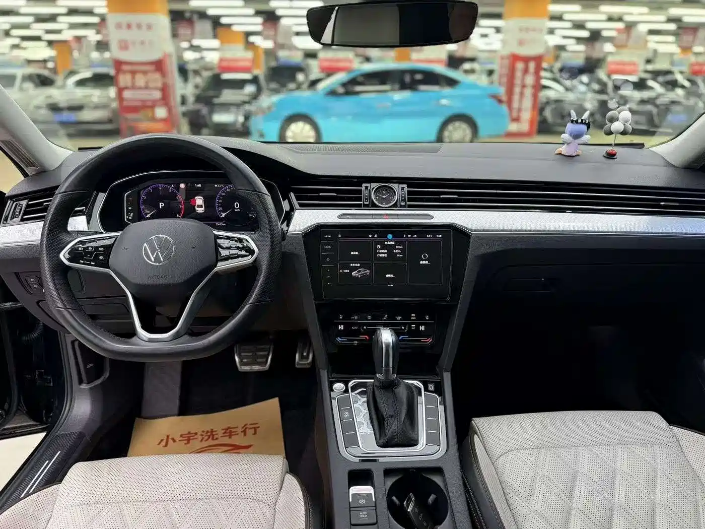 Volkswagen Magotan 2023 Model 2 Million Commemorative Edition 330TSI DSG Luxury фото 9