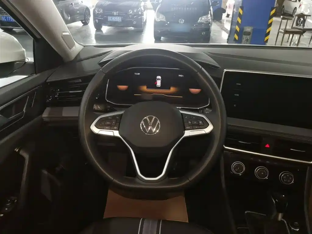 Volkswagen Sagitar 2024 200TSI DSG Flying Edition фото 11