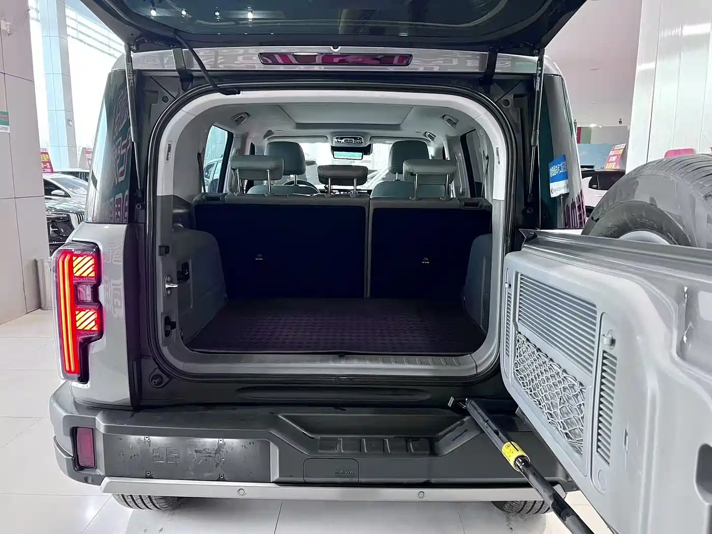 BAIC ORV Beijing Offroad BJ40 2024 2.0T New Urban Hunter Edition Supreme фото 10
