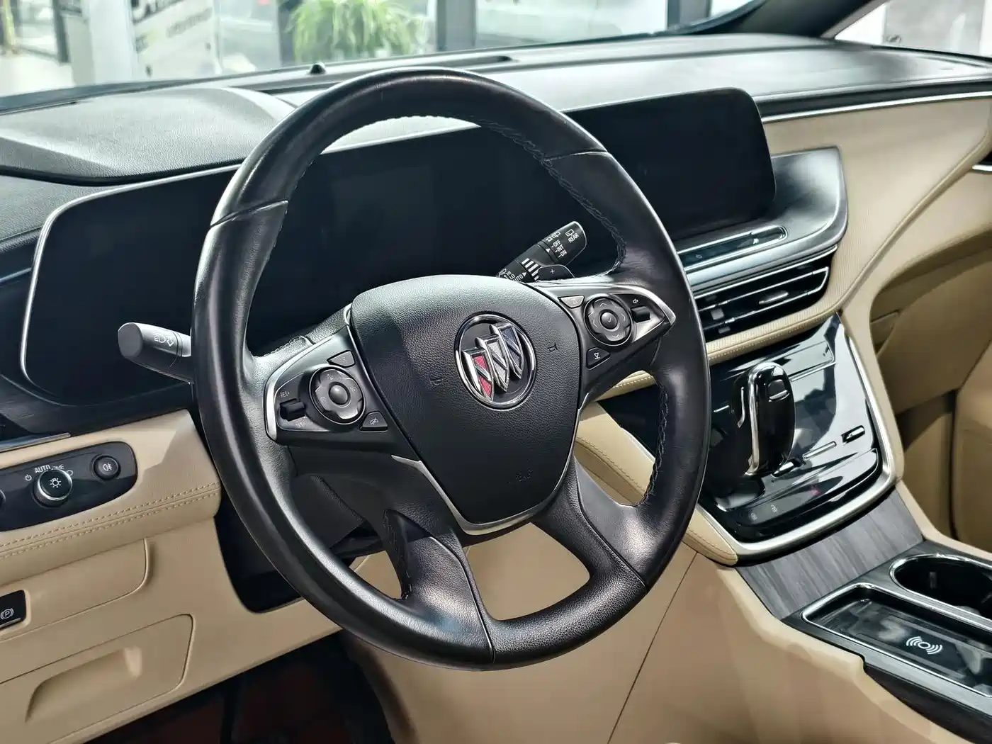 Фото 8 - Buick GL8