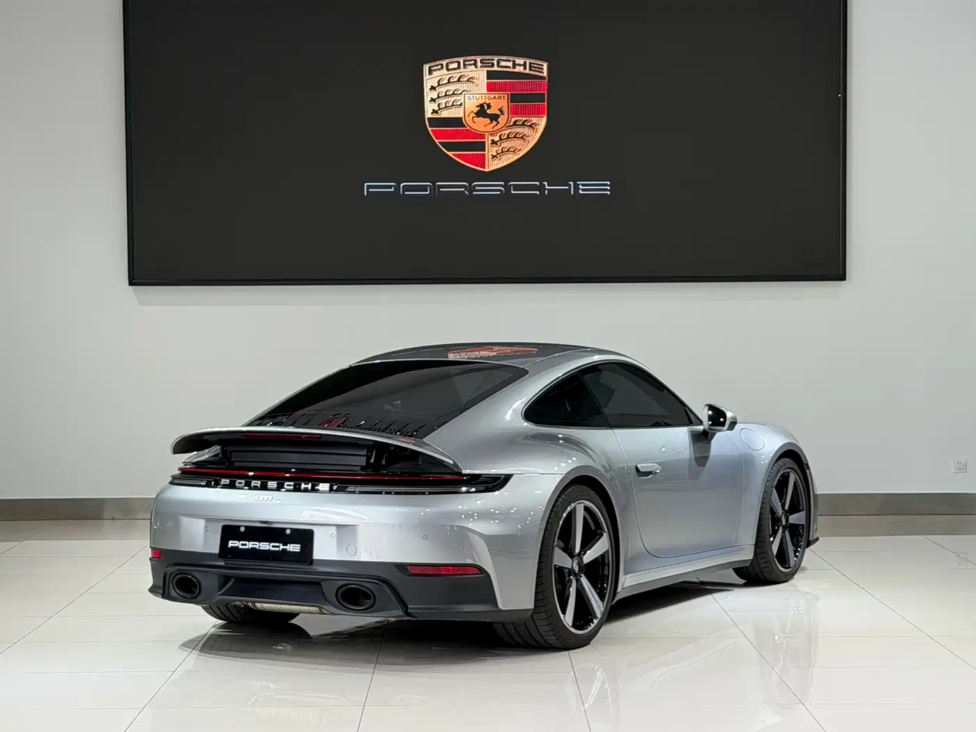 Porsche 911 2025 Carrera 3.0T фото 4