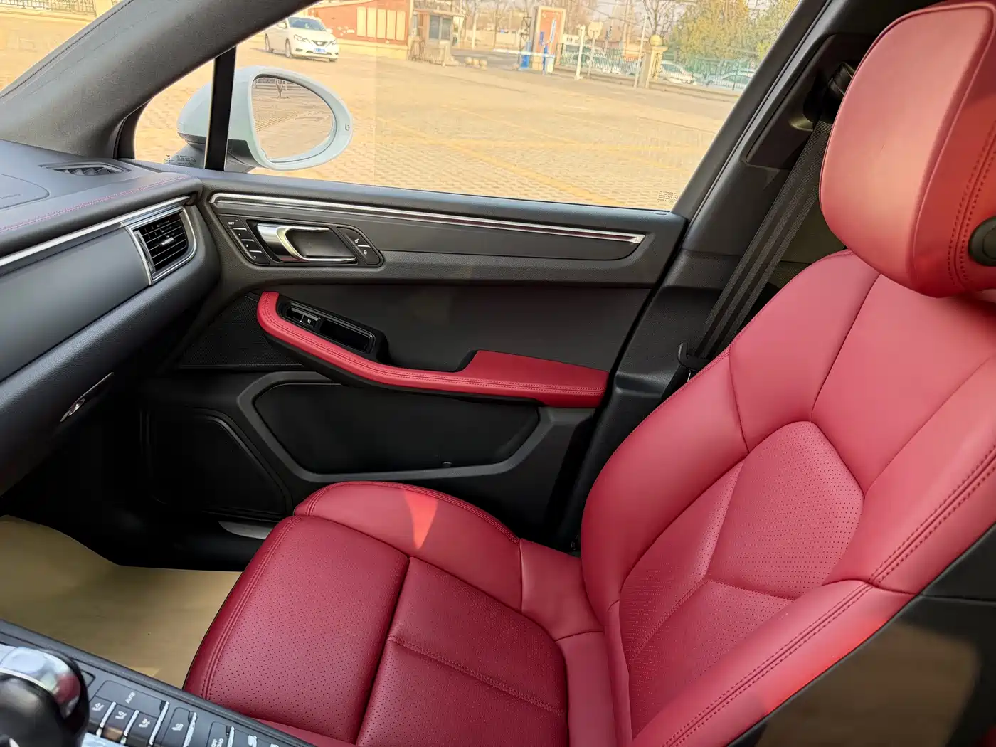 Porsche Macan 2017 Macan 2.0T фото 11