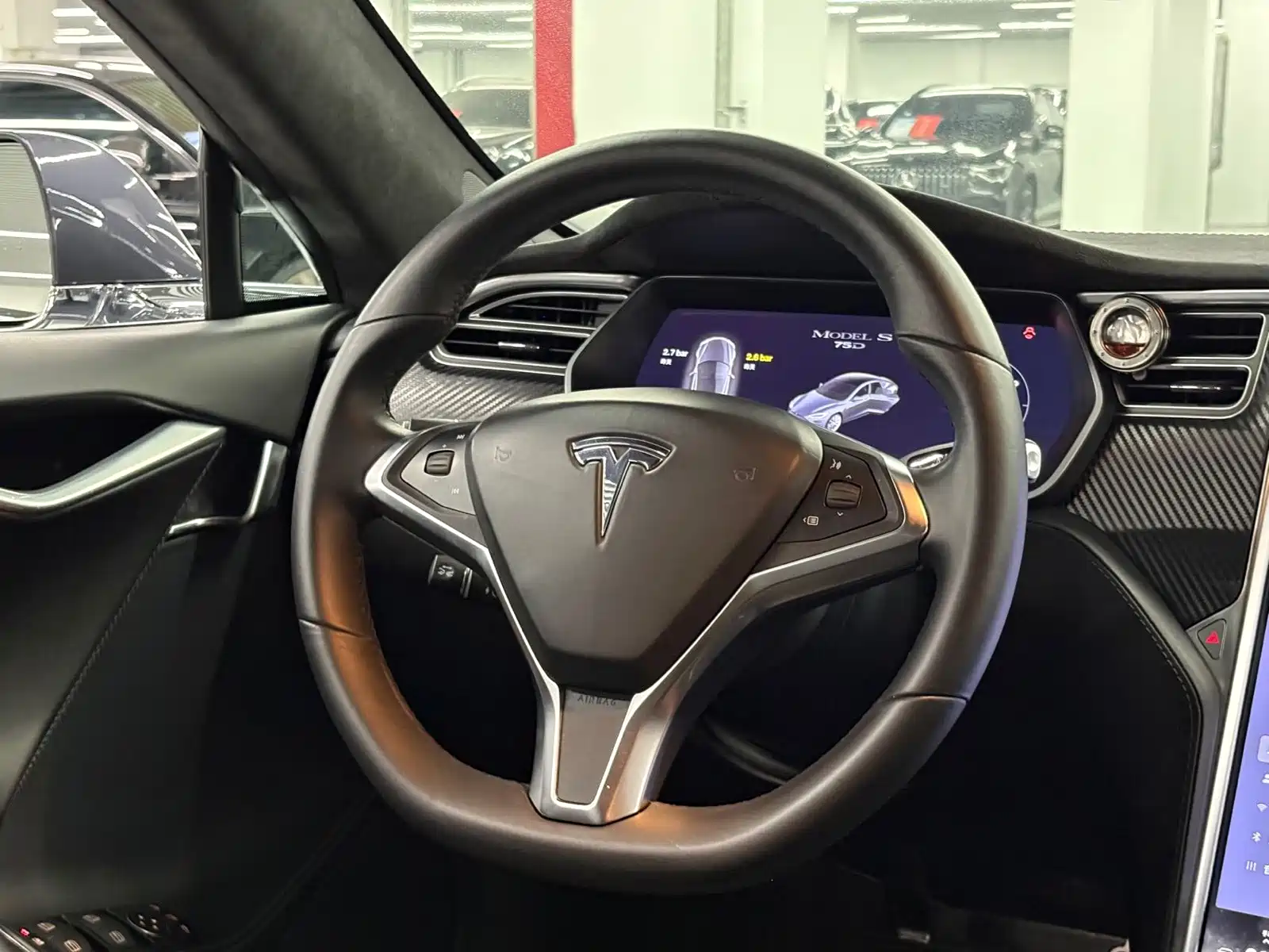 Фото 4 - Tesla Model S