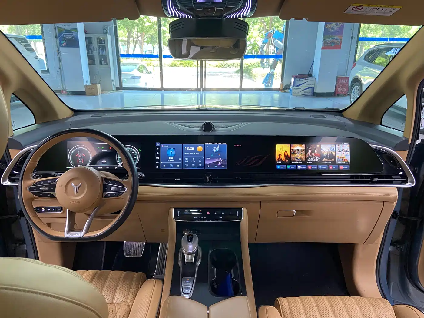 Voyah Auto Voyah Dreamer 2022 Low-carbon Dream+Smart Package фото 9