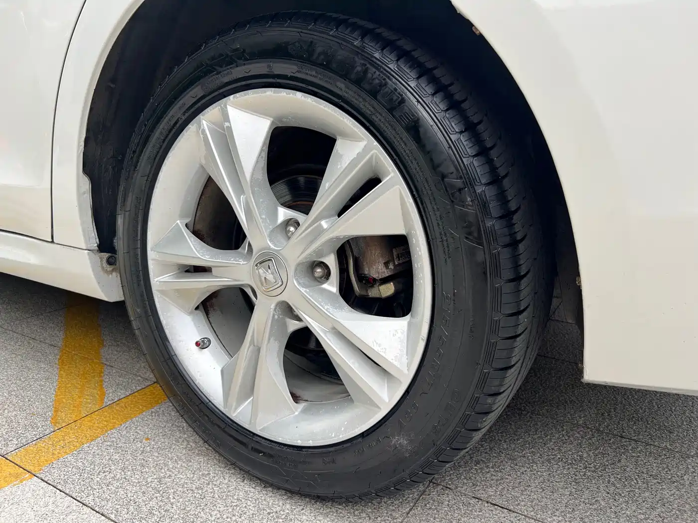 Zotye Z500 2015 2015 1.5T CVT Premium