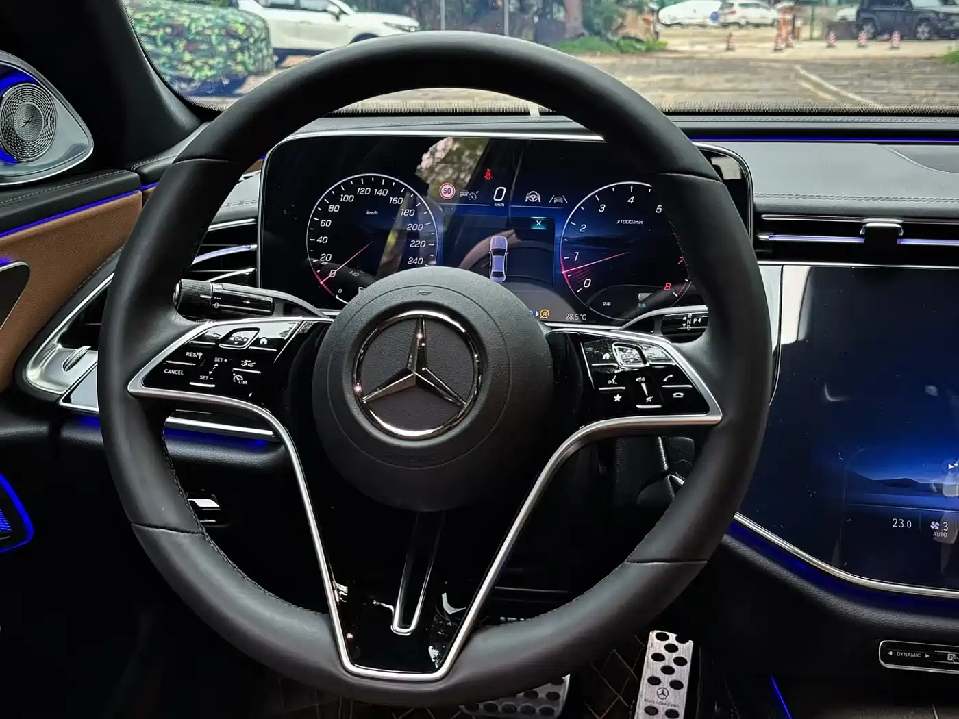 Mercedes-Benz E-Class 2024 Model E 300 L Luxury фото 13