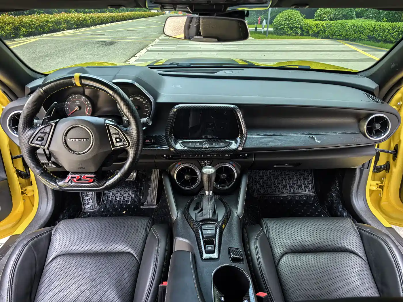 Chevrolet Camaro 2017 2.0T RS фото 13