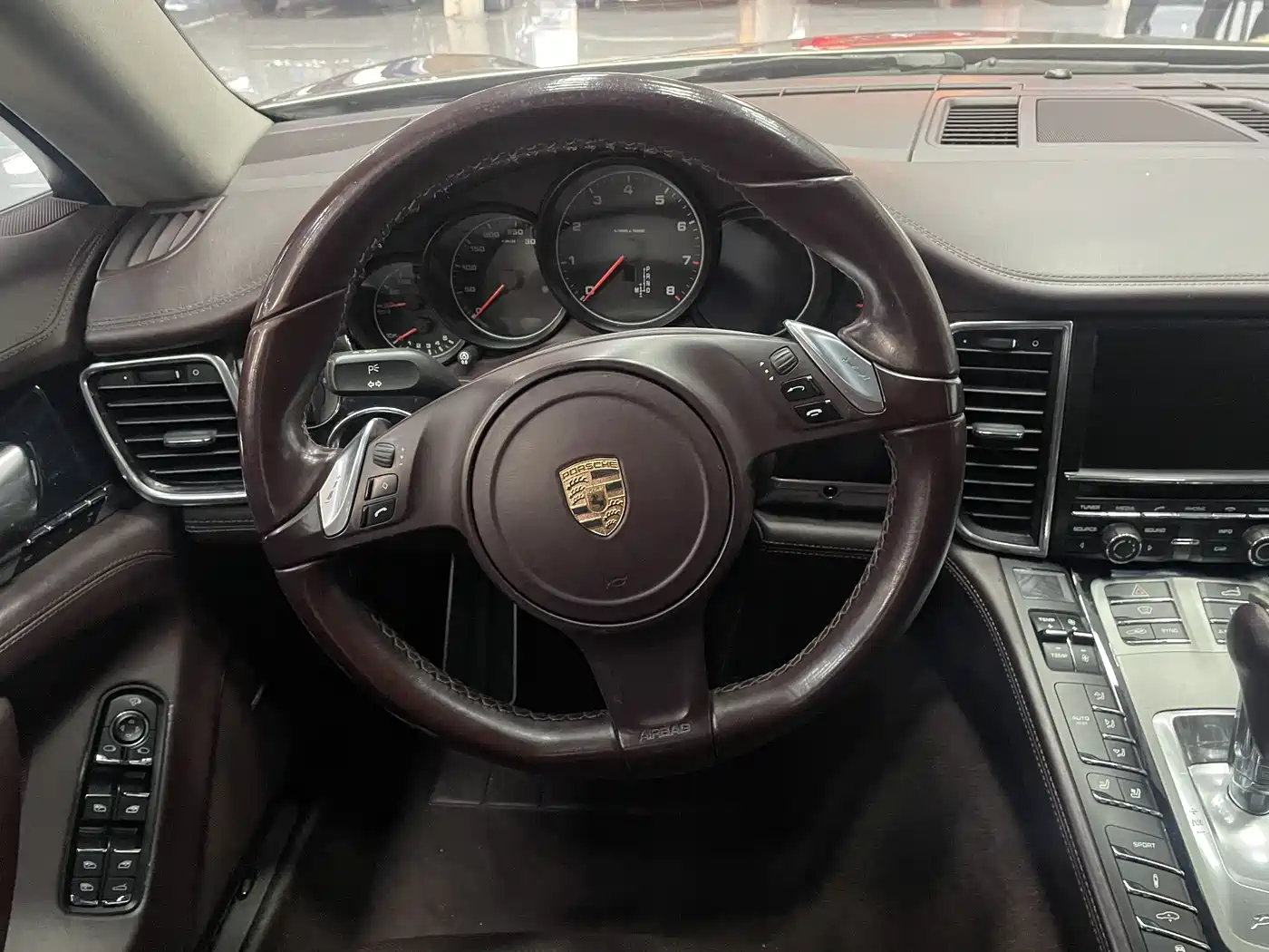 Porsche Panamera 2014 Panamera 4 3.0T фото 13