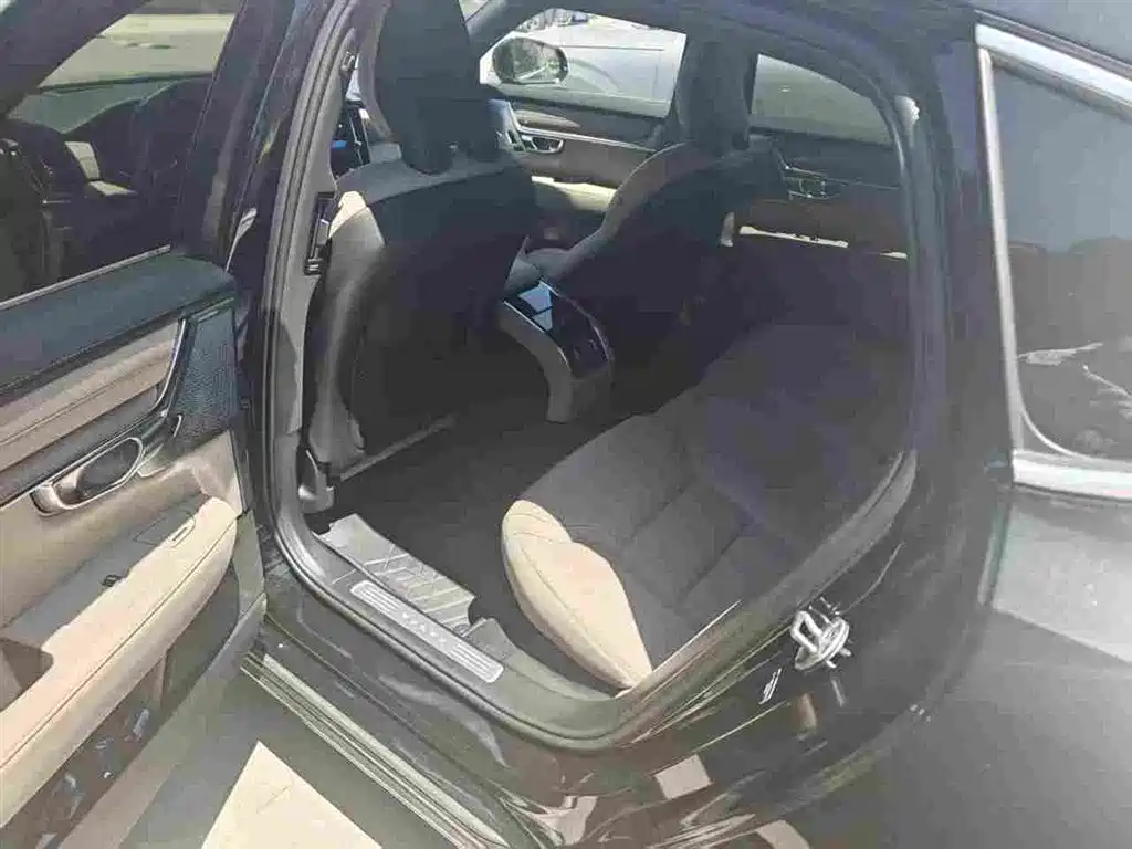 Volvo S90 2025 2026 B5 Zhiya Luxury Edition