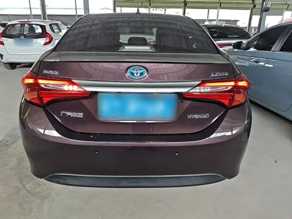 Toyota Levin 2017 Facelift Hybrid 1.8H GS E-CVT Elite Sunroof Edition China V фото 6