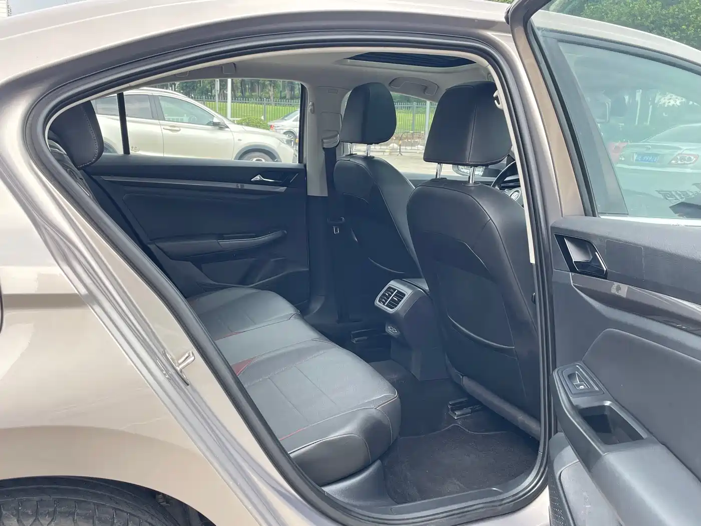 Volkswagen Bora 2020 1.5L Automatic Elite фото 15