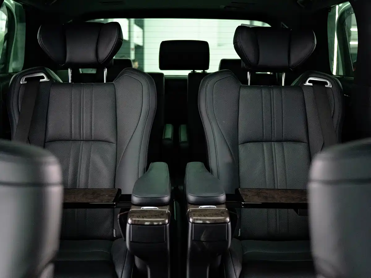Toyota Alphard 2021 Hybrid 2.5L Premium фото 14
