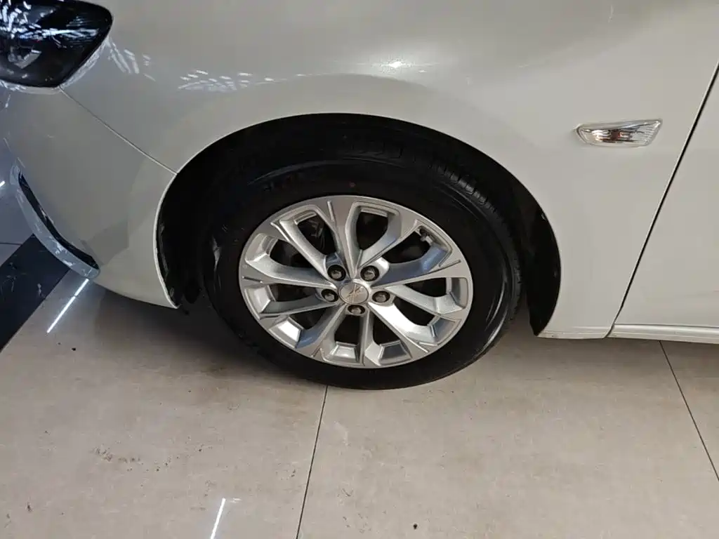 Chevrolet Monza 2024 2023 1.5L DCT Enjoyment Edition