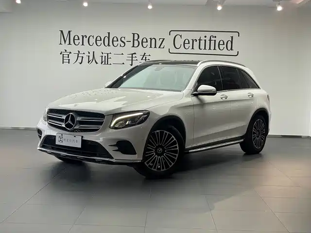 MERCEDES-BENZ GLC