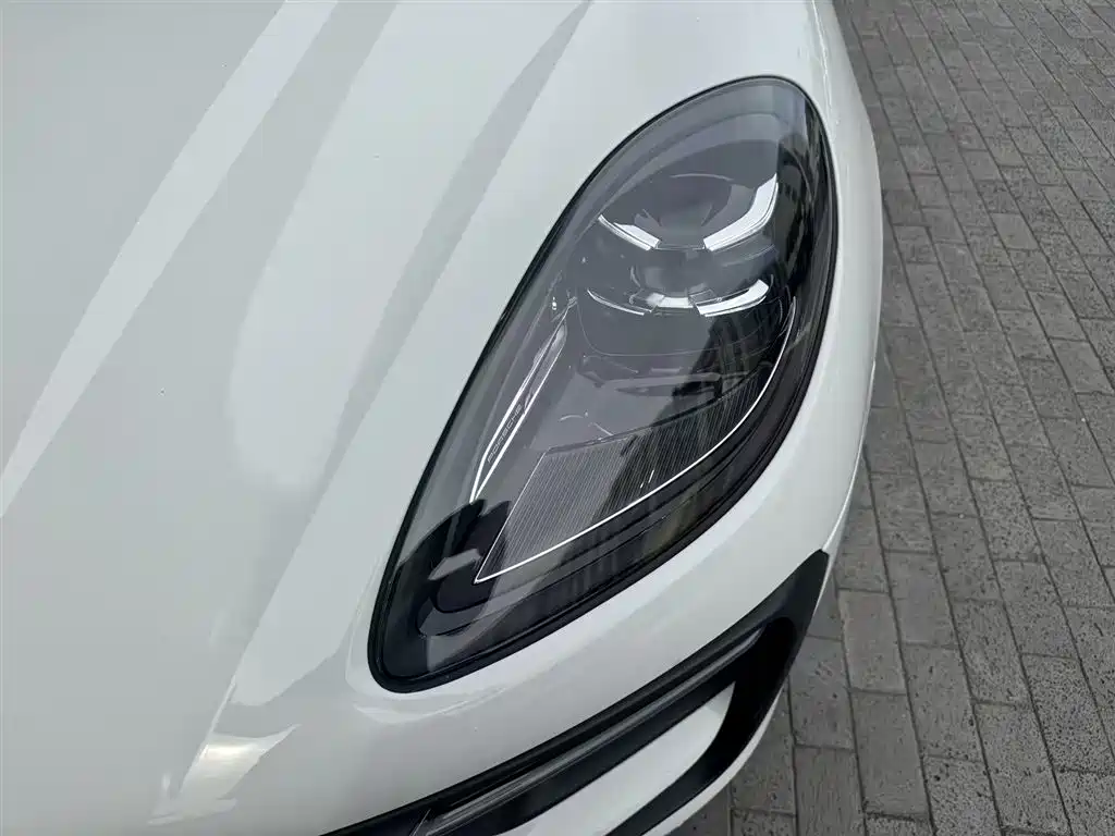 Porsche Macan 2023 Macan 2.0T фото 9