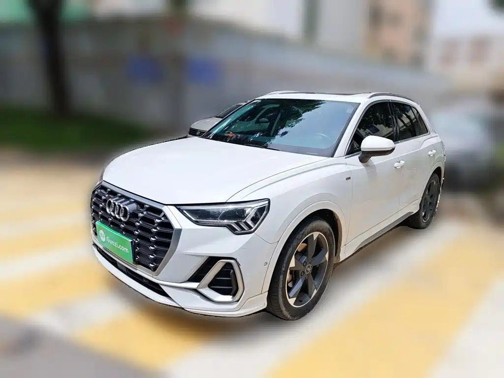 Audi Q3 2024 2023 35 TFSI Fashion Dynamic Model (1.5T)