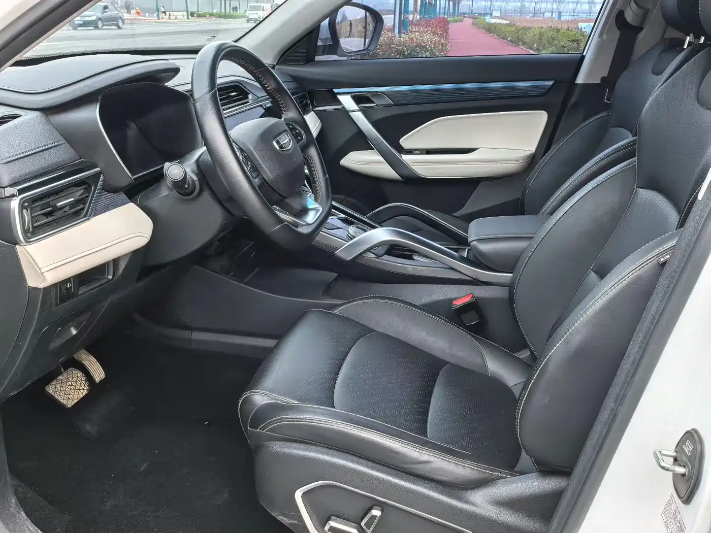 GEELY AUTOMOBILE BOYUE