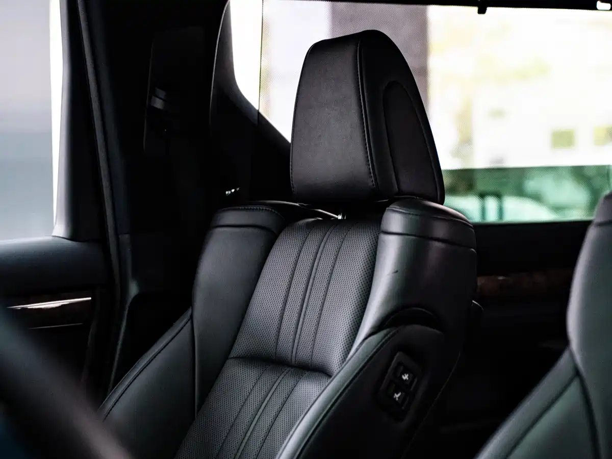 Toyota Alphard 2021 Hybrid 2.5L Premium фото 7
