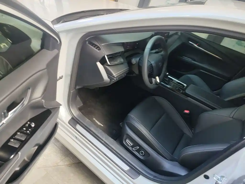 Toyota Camry 2026 2026 Model 2.0GVP Luxury Edition