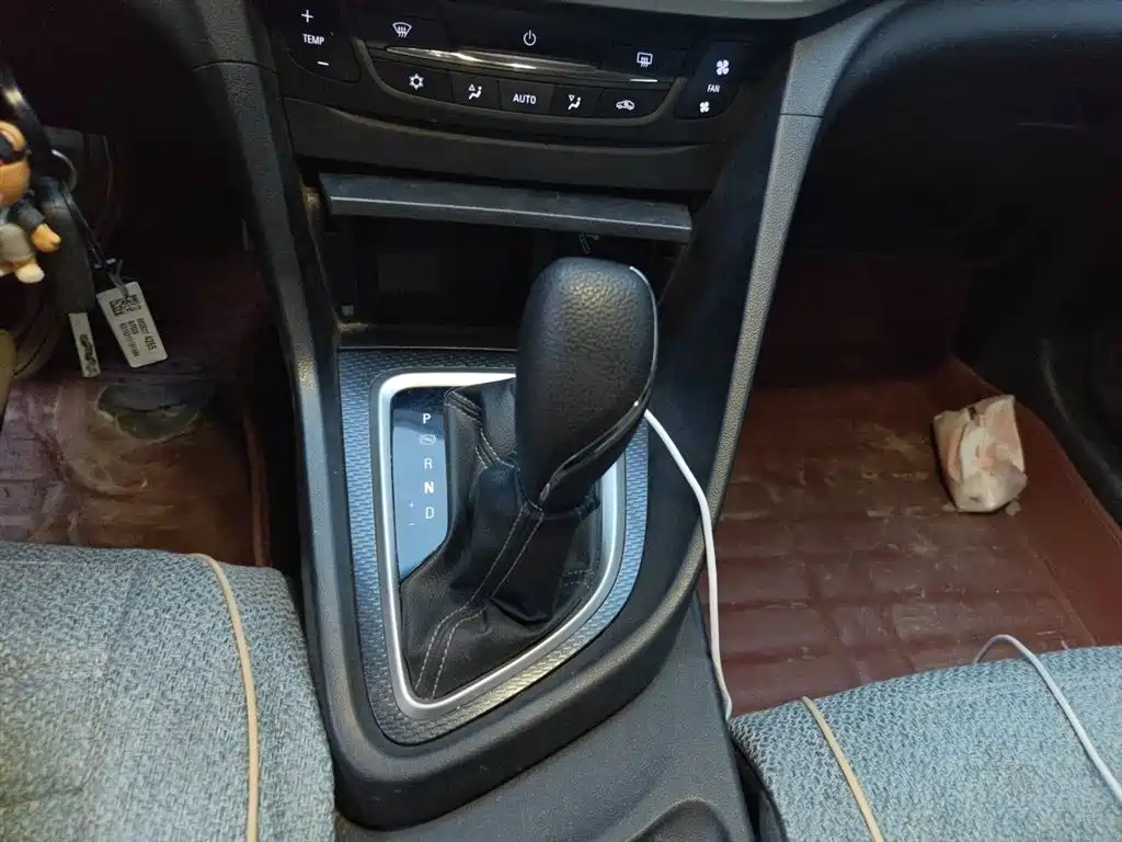 Buick Excelle 2019 18T Auto Connected Elite China VI фото 11