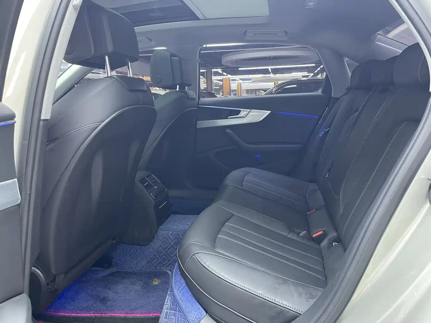 Audi A4L 2020 40 TFSI Fashion Dynamic Edition фото 9