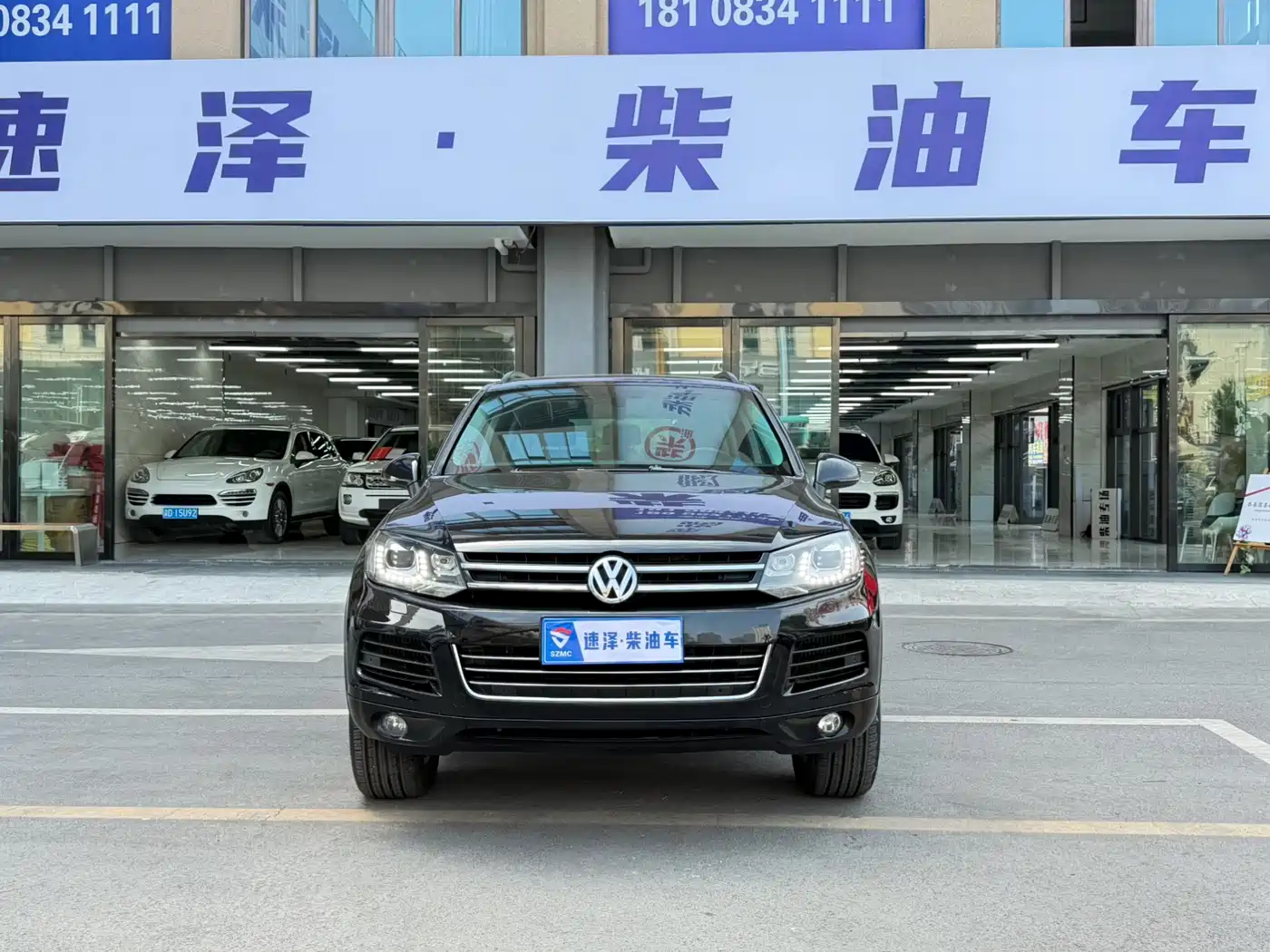 Volkswagen Touareg 2011 3.0TDI Diesel Comfort фото 2