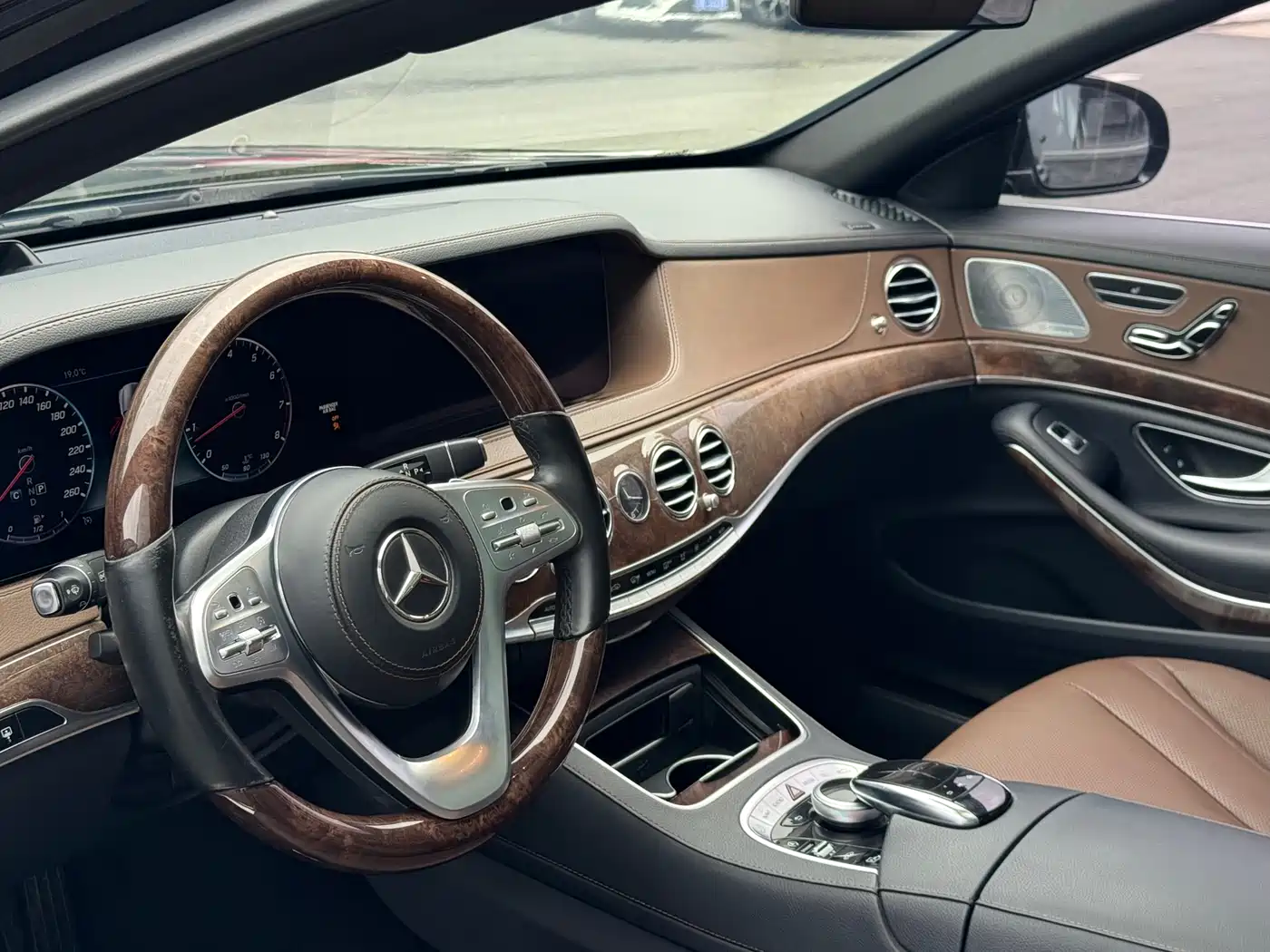 Mercedes-Benz S-Class 2018 S 350 L фото 11