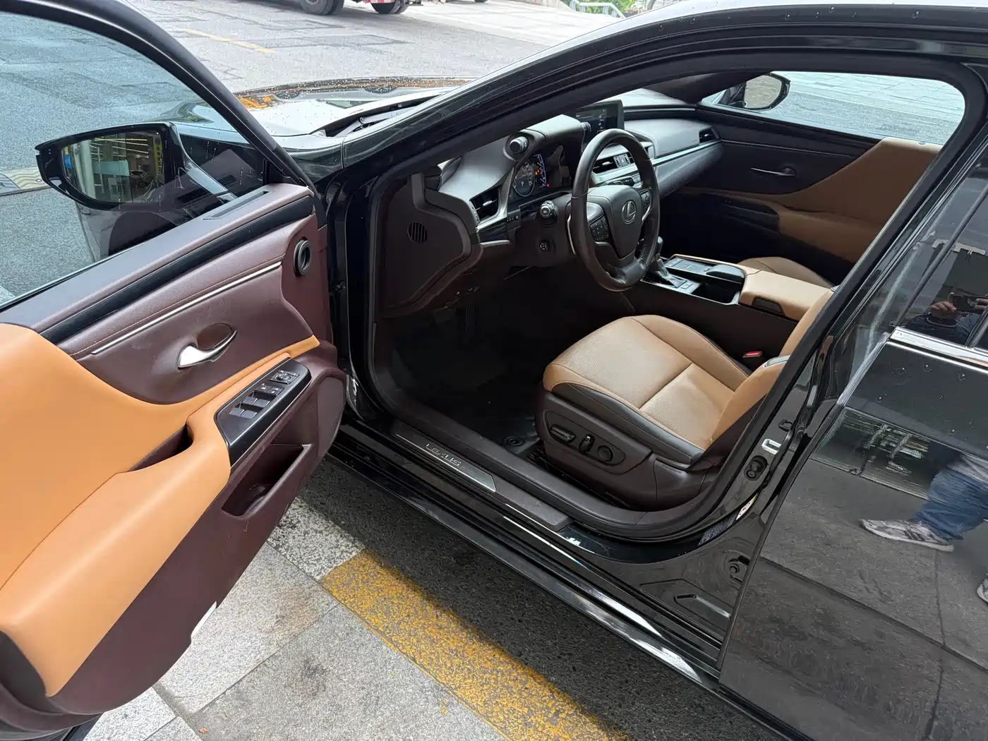 Lexus ES 2018 260 Excellence Edition China V фото 7