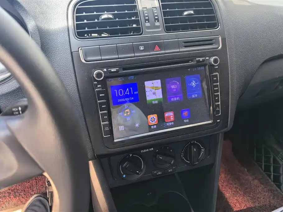 Volkswagen Polo 2016 1.4L Manual Trend фото 13