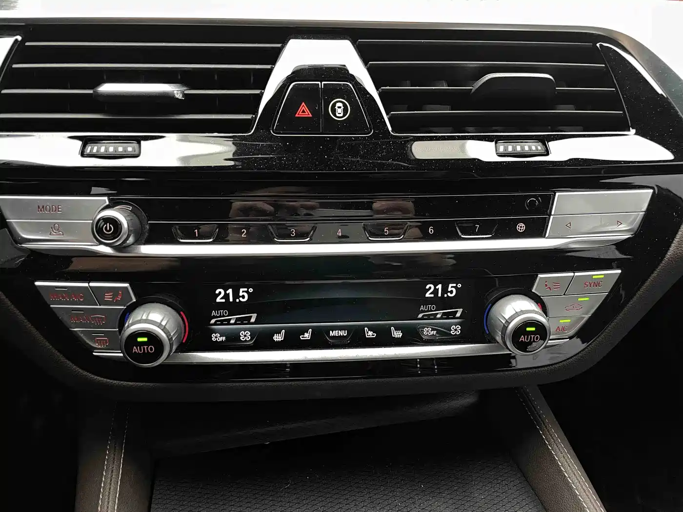 BMW 5 Series 2021 530Li Executive M Sport Package фото 17