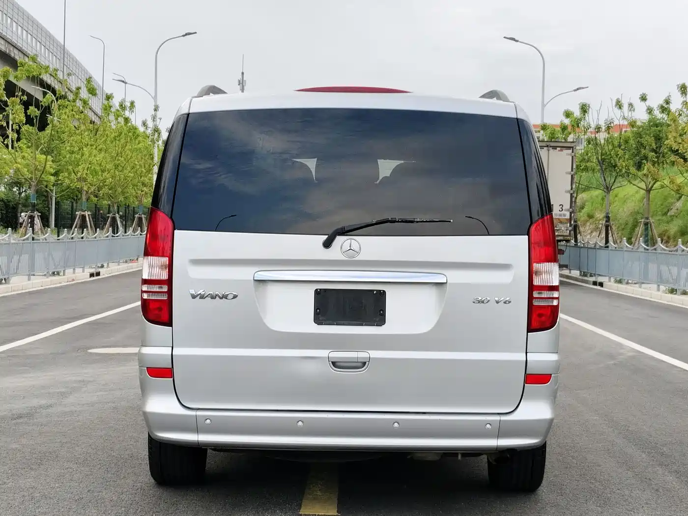 Mercedes-Benz Viano 2013 3.0L Comfort Edition фото 5