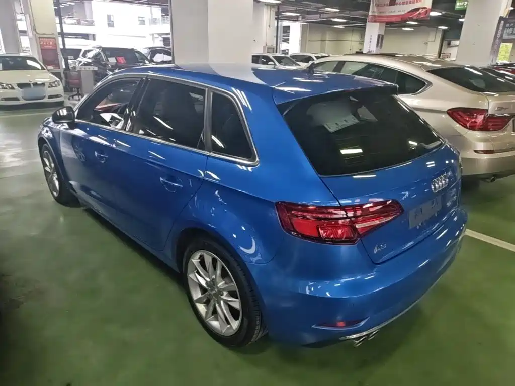 Photo 5 - Audi A3