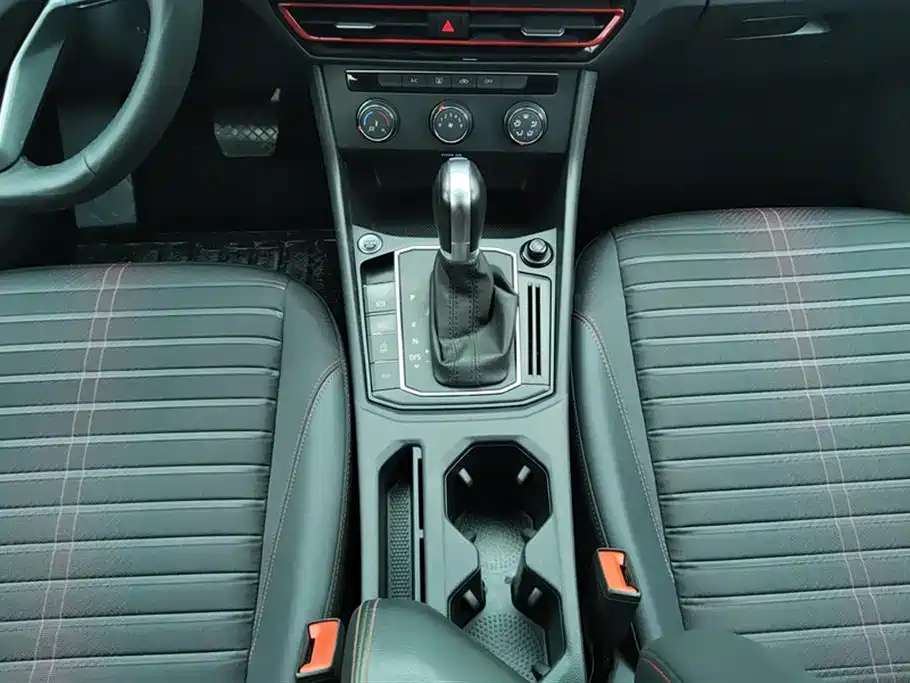 Volkswagen Lavida 2023 280TSI DSG Starlight Comfort Edition фото 16