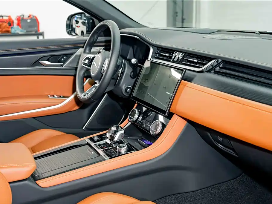 JAGUAR XFL