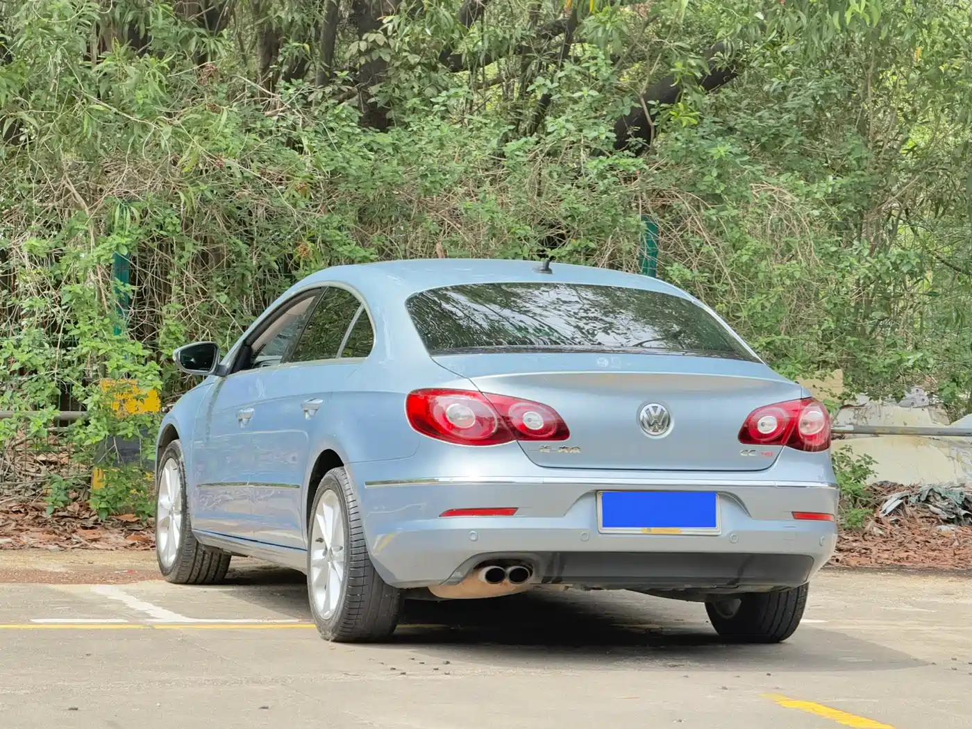 Volkswagen FAW-Volkswagen CC 2012 Model 2.0TSI Ultimate фото 16